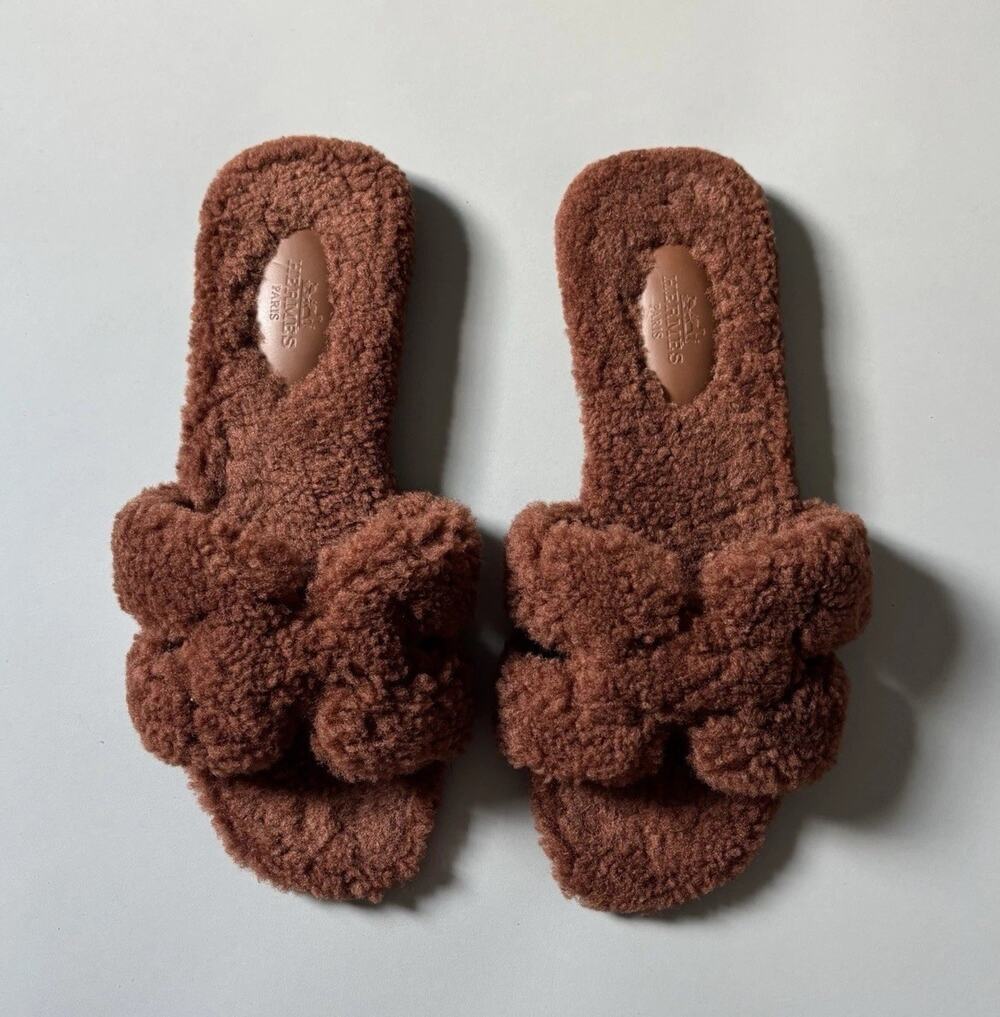 Hermes Oran Teddy Bear Sandal Shearling Mules Slides Size 37